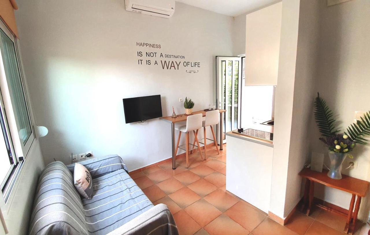 Cozy Seaside Studio In Lemos Vouliagmenis أثينا المظهر الخارجي الصورة